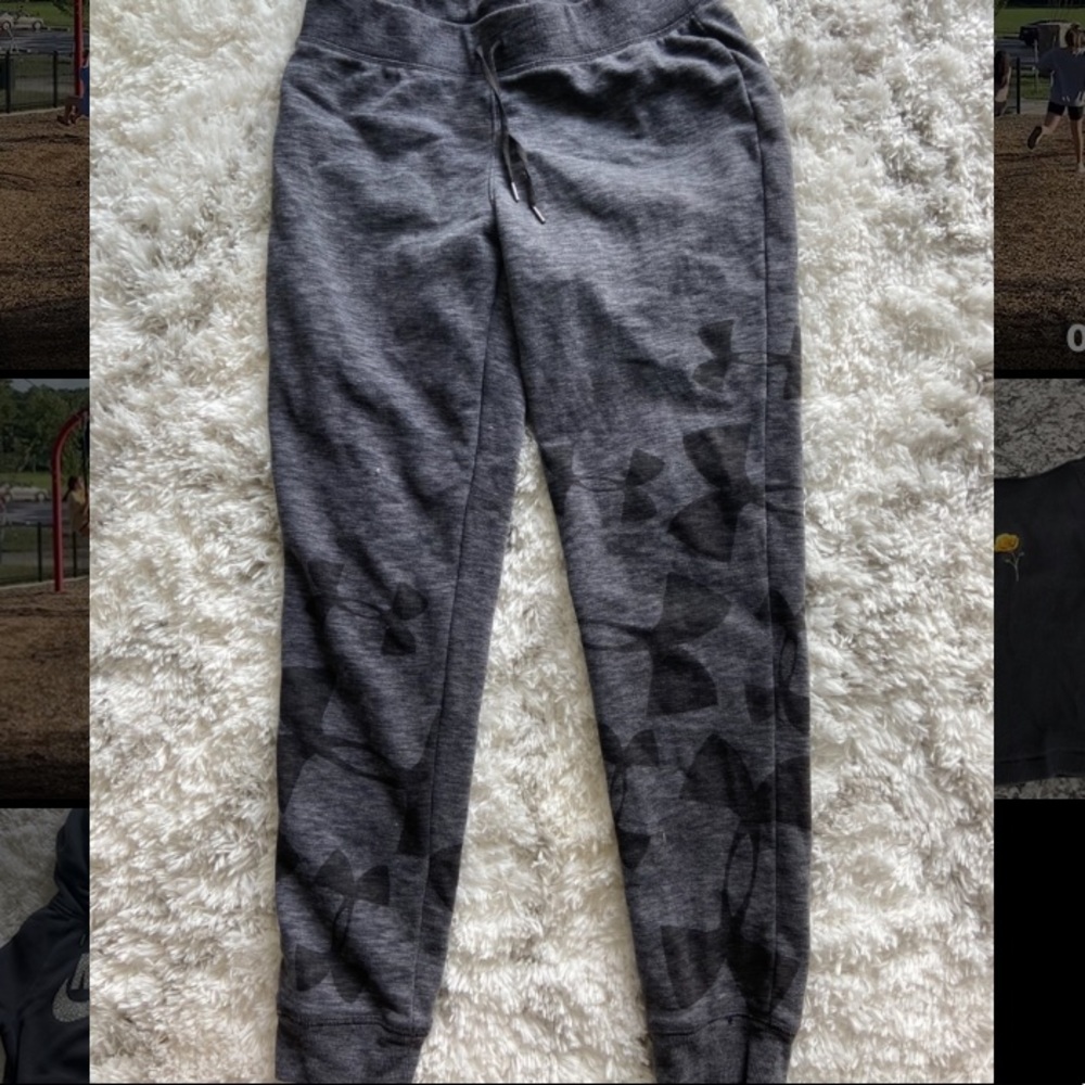 Women’s under armour joggers